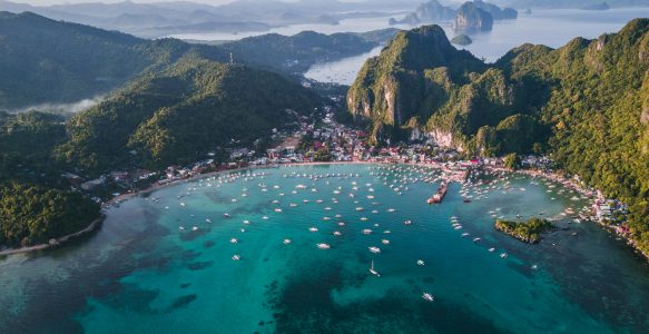 Philippines Explorer: Mountains, Oceans & Island Life